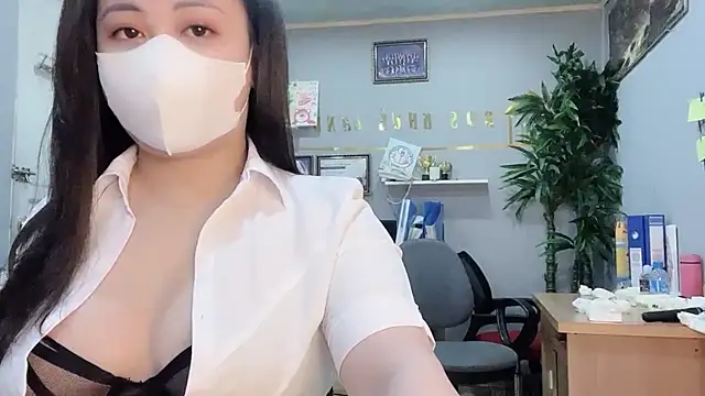 Snapshot of Bamboo_Swetie chatting on 01-24-25, 03:02 Bamboo Swetie online show from 01-24-25, 03:02