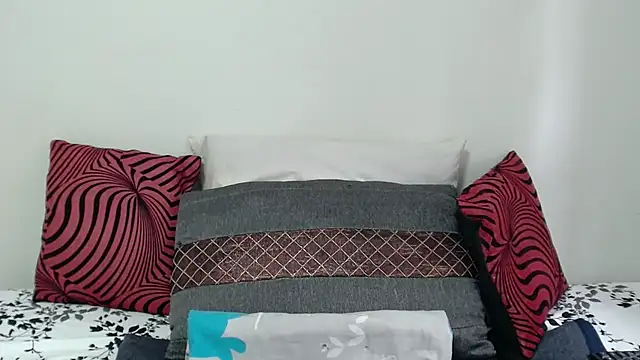 Snapshot of massiveme38 chatting on 11-18-25, 11:36 massiveme38 online show from 11-18-25, 11:36