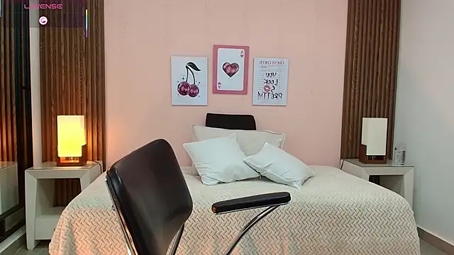 alina martinelli online show from 04-09-26, 11:48