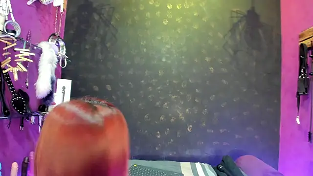 Alexa Slave online show from 03-22-25, 07:20