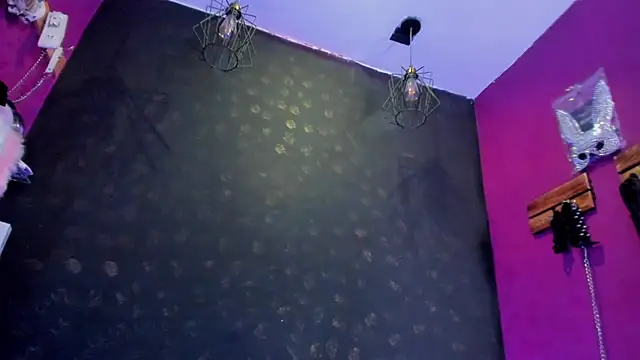 Alexa Slave online show from 03-25-26, 07:20