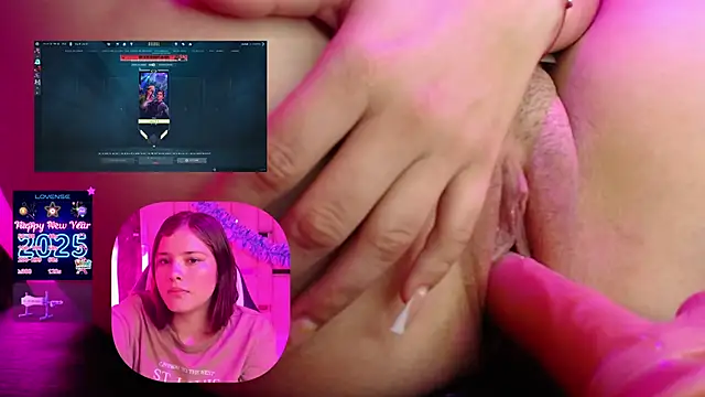 Trianna   online show from 01-02-25, 05:07