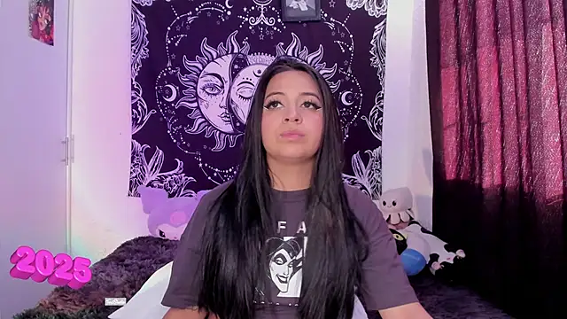 Snapshot of soy_lui_ chatting on 01-21-25, 09:04 soy lui online show from 01-21-25, 09:04