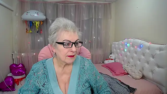 KayleSmoll online show from 01-24-25, 10:30