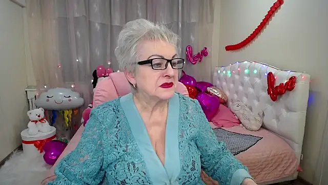 KayleSmoll online show from 02-02-25, 10:28