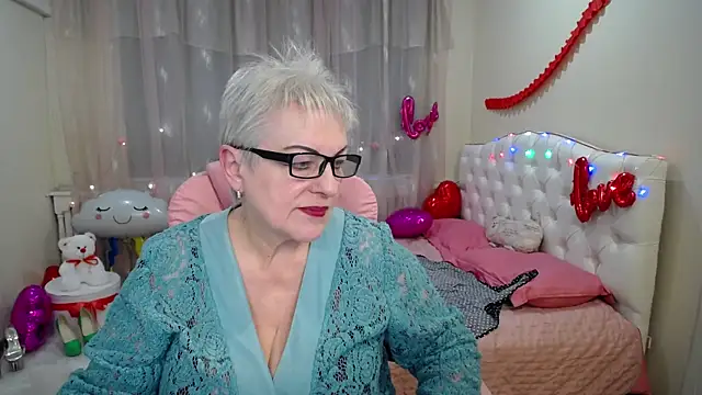 KayleSmoll online show from 02-26-25, 04:58