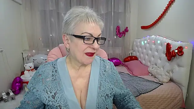 KayleSmoll online show from 03-06-25, 01:27