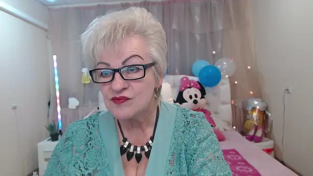 KayleSmoll online show from 09-17-25, 06:31