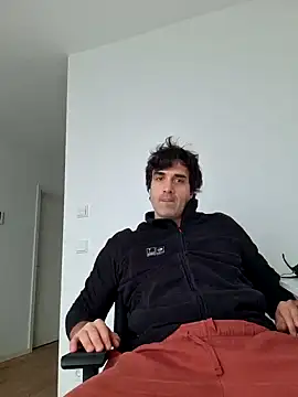 AlexPaeae online show from 02-21-25, 07:23