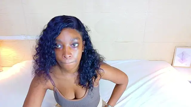 Snapshot of Shamiraa_moore chatting on 06-10-26, 08:41 Shamiraa moore online show from 06-10-26, 08:41