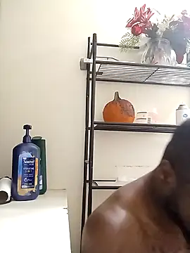 Snapshot of goodboybaddaddy chatting on 01-17-25, 06:15 goodboybaddaddy online show from 01-17-25, 06:15