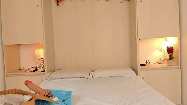 KendallRosse1 online show from 03-19-26, 12:09