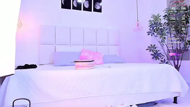 Snapshot of Danna_adams01 chatting on 01-20-25, 10:48 Danna adams01 online show from 01-20-25, 10:48