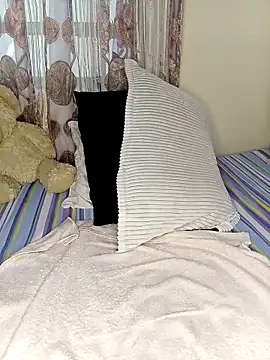 Cherriikenzie online show from 02-25-25, 08:03