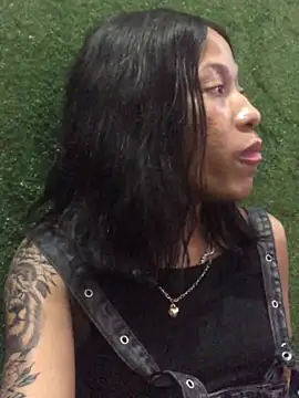 Snapshot of Kylie_Hairy_Bbc chatting on 12-20-24, 09:50 Kylie Hairy Bbc online show from 12-20-24, 09:50