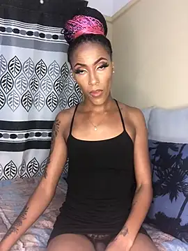 Snapshot of Kylie_Hairy_Bbc chatting on 02-19-25, 12:03 Kylie Hairy Bbc online show from 02-19-25, 12:03