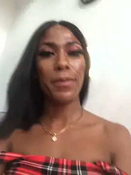 Snapshot of Kylie_Hairy_Bbc chatting on 09-30-25, 09:14 Kylie Hairy Bbc online show from 09-30-25, 09:14