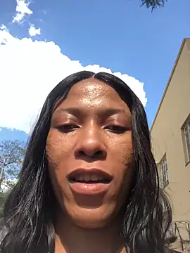 Snapshot of Kylie_Hairy_Bbc chatting on 11-13-25, 12:59 Kylie Hairy Bbc online show from 11-13-25, 12:59