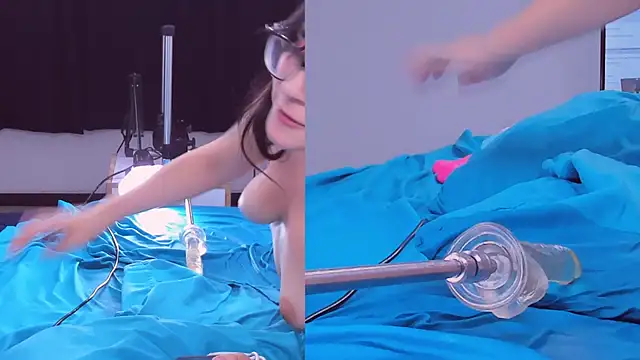 Snapshot of Kinky_Cloe chatting on 12-12-24, 03:27 Kinky Cloe online show from 12-12-24, 03:27