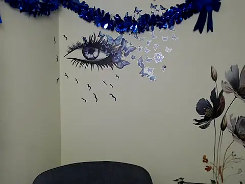 StrangerGi online show from 02-13-25, 06:52