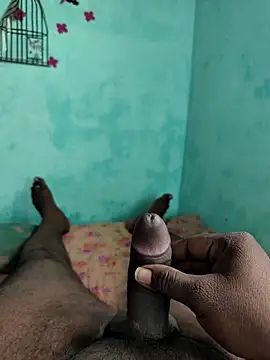 RoundHandler3 online show from 01-07-26, 08:06