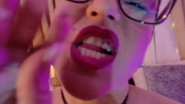 Snapshot of talivega chatting on 06-15-26, 03:14 talivega online show from 06-15-26, 03:14