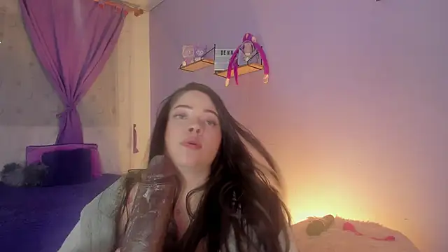 Snapshot of dennisbonnet_ chatting on 09-18-25, 05:53 dennisbonnet online show from 09-18-25, 05:53