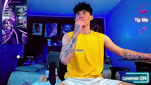 Snapshot of thiagomurphyy chatting on 09-14-25, 06:23 thiagomurphyy online show from 09-14-25, 06:23