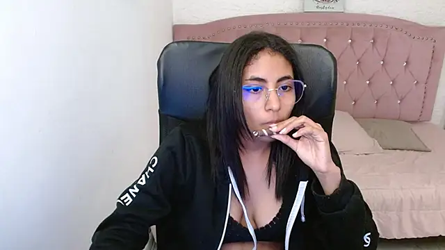 shaneelle online show from 02-28-25, 06:21