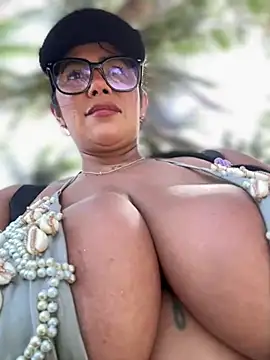 Snapshot of Saorii_kiido chatting on 02-10-25, 06:35 Saorii kiido online show from 02-10-25, 06:35