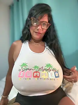 Snapshot of Saorii_kiido chatting on 02-14-25, 02:07 Saorii kiido online show from 02-14-25, 02:07