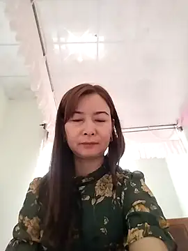 Sexy-ladyboobs20 online show from 01-14-25, 09:35