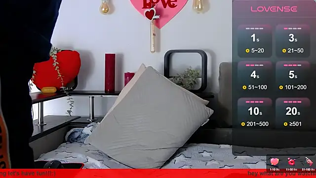 Snapshot of CarterCole chatting on 02-17-25, 10:29 CarterCole online show from 02-17-25, 10:29