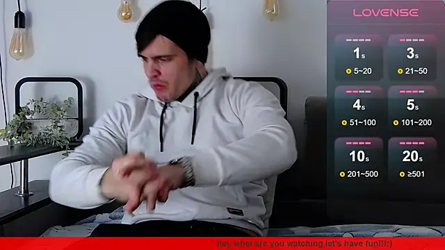 Snapshot of CarterCole chatting on 02-21-25, 08:18 CarterCole online show from 02-21-25, 08:18