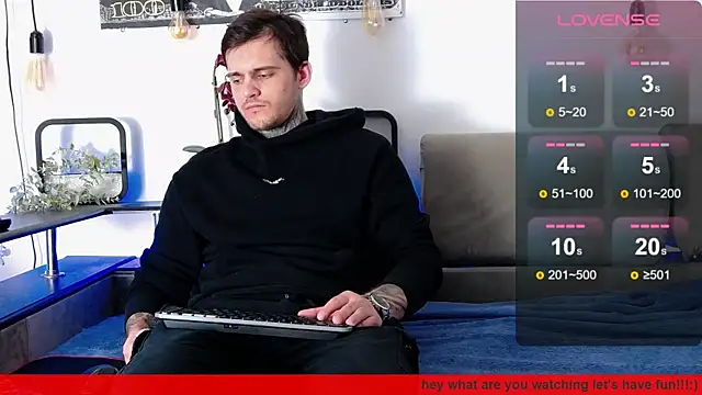 Snapshot of CarterCole chatting on 03-02-25, 07:43 CarterCole online show from 03-02-25, 07:43