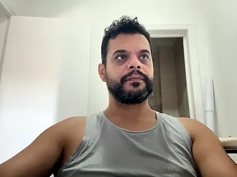 Snapshot of HornyBeachBoyBR chatting on 05-02-26, 02:00 HornyBeachBoyBR online show from 05-02-26, 02:00
