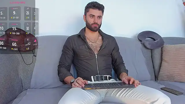 Snapshot of RawAdam chatting on 01-25-25, 07:06 RawAdam online show from 01-25-25, 07:06