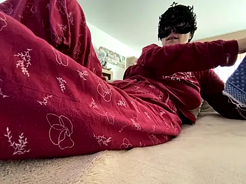 Snapshot of Marilou1983 chatting on 12-02-25, 08:08 Marilou1983 online show from 12-02-25, 08:08