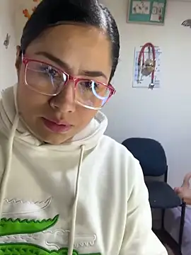 Snapshot of Sweet__Nurse1 chatting on 06-14-26, 05:59 Sweet Nurse1 online show from 06-14-26, 05:59