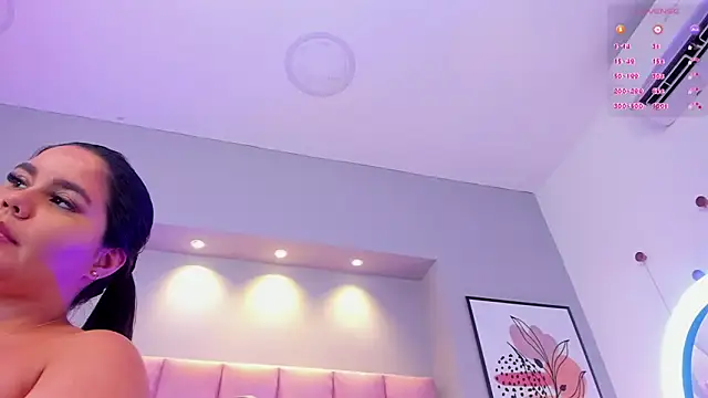 Snapshot of KeilyRoss chatting on 03-01-25, 02:26 KeilyRoss online show from 03-01-25, 02:26