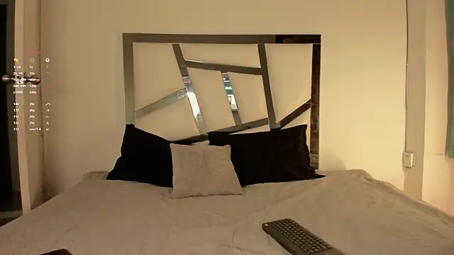 Snapshot of jey_7m chatting on 11-12-25, 05:52 jey 7m online show from 11-12-25, 05:52