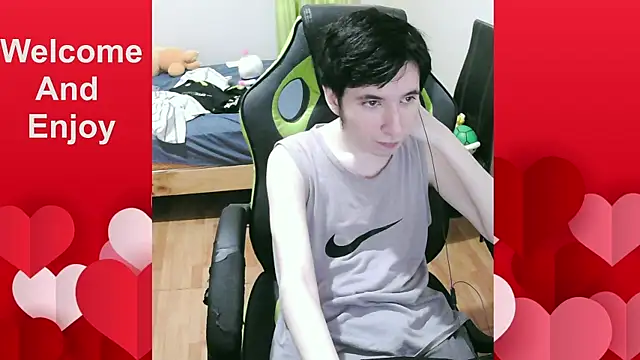 Twink martinboy online show from 04-25-26, 10:40