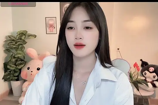 Snapshot of _Aimy_ chatting on 12-02-25, 05:46 Aimy online show from 12-02-25, 05:46