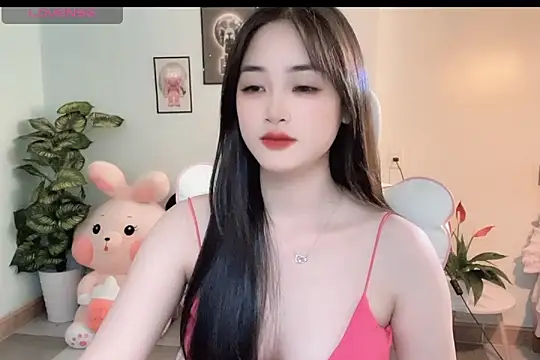 Snapshot of _Aimy_ chatting on 12-20-25, 04:19 Aimy online show from 12-20-25, 04:19