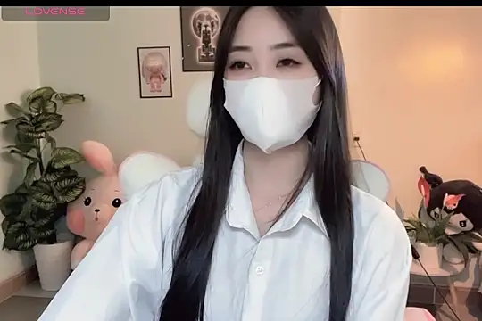 Snapshot of _Aimy_ chatting on 01-11-26, 06:07 Aimy online show from 01-11-26, 06:07