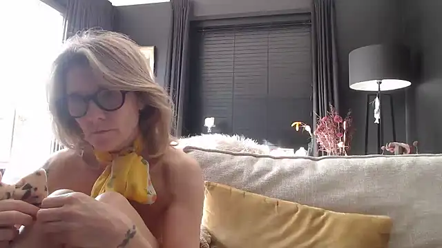 godinflower online show from 04-05-26, 03:20