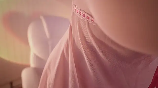 Snapshot of -SofiaCastillo- chatting on 01-29-25, 12:24 -SofiaCastillo- online show from 01-29-25, 12:24