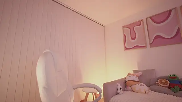 Snapshot of -SofiaCastillo- chatting on 03-19-25, 12:23 -SofiaCastillo- online show from 03-19-25, 12:23