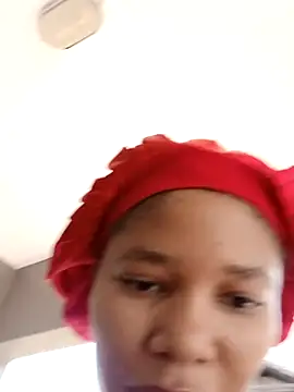 Snapshot of Sexylisa670 chatting on 02-27-26, 10:04 Sexylisa670 online show from 02-27-26, 10:04