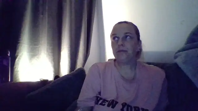 Snapshot of scrummymummy2 chatting on 04-06-26, 07:48 scrummymummy2 online show from 04-06-26, 07:48